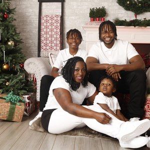 Meet your Posher, Ebony